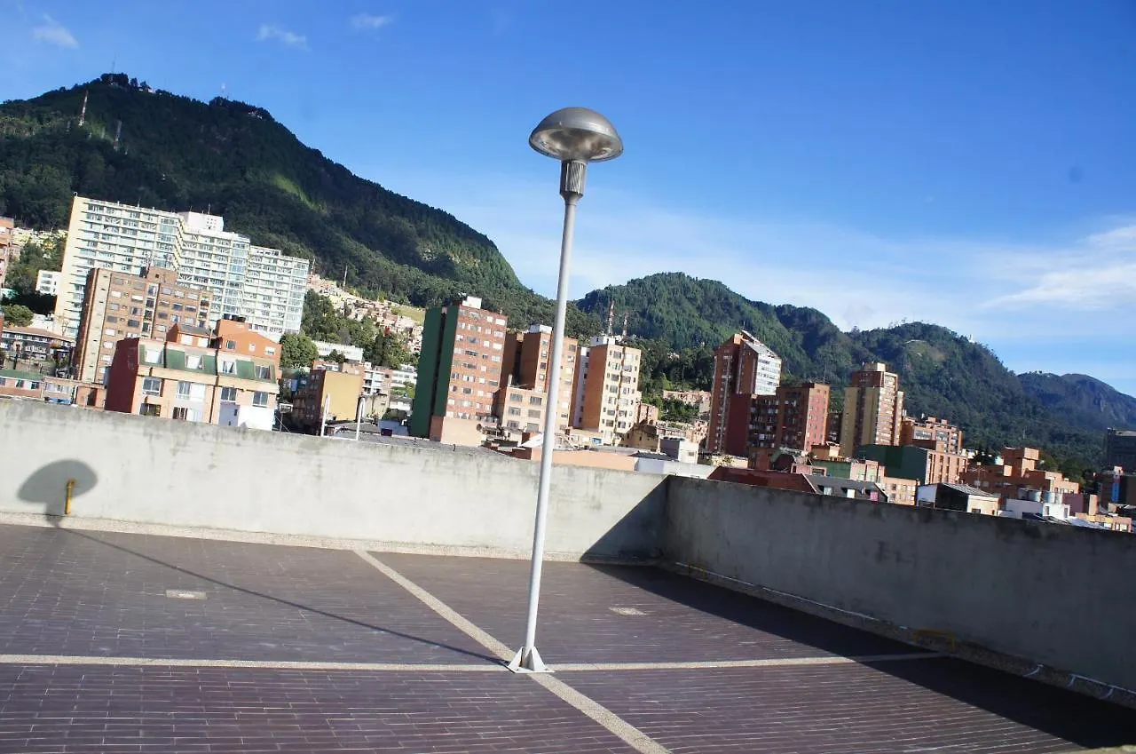 Apartaestudio Chapinero Cra 13 #48 50 Con Garaje Apartment Bogota