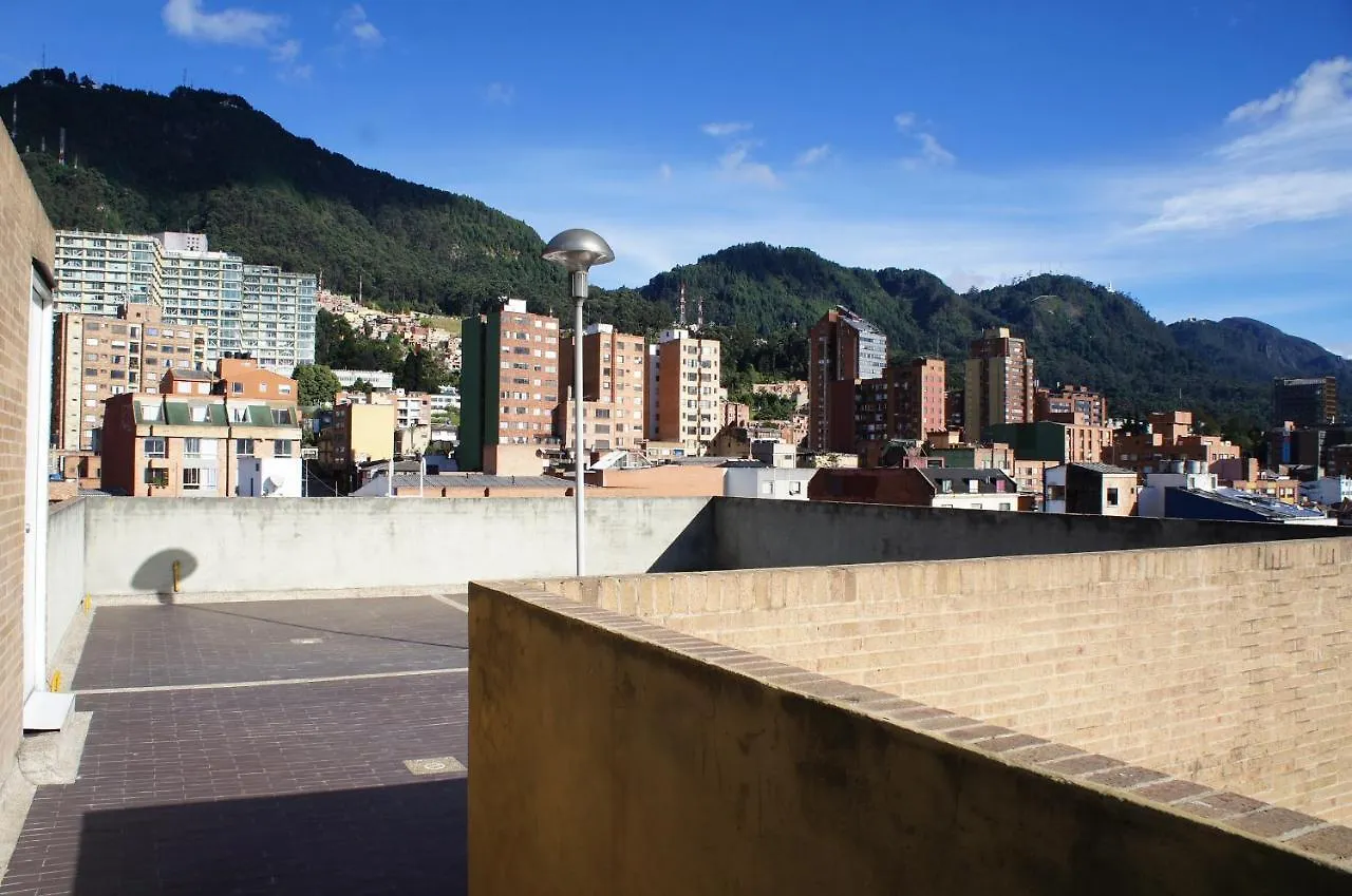 Apartaestudio Chapinero Cra 13 #48 50 Con Garaje Apartment Bogota 0*,