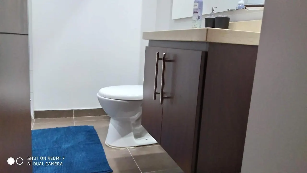 Apartaestudio Chapinero Cra 13 #48 50 Con Garaje Apartment Bogota