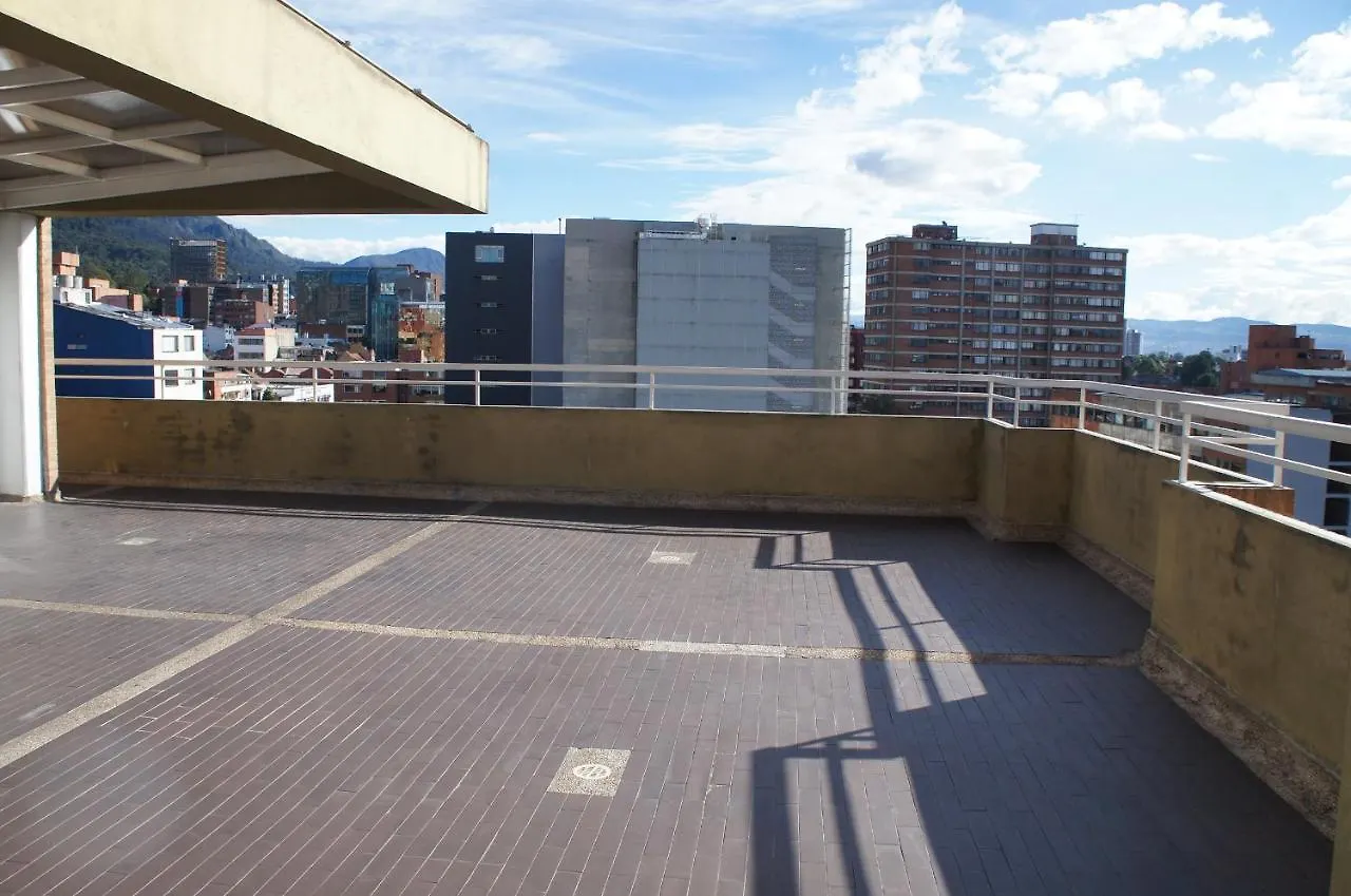 Apartaestudio Chapinero Cra 13 #48 50 Con Garaje Apartment Bogota 0*,