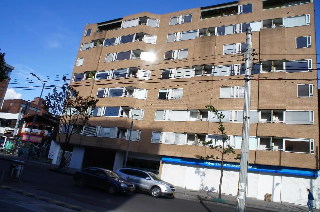 Apartaestudio Chapinero Cra 13 #48 50 Con Garaje Apartment Bogota