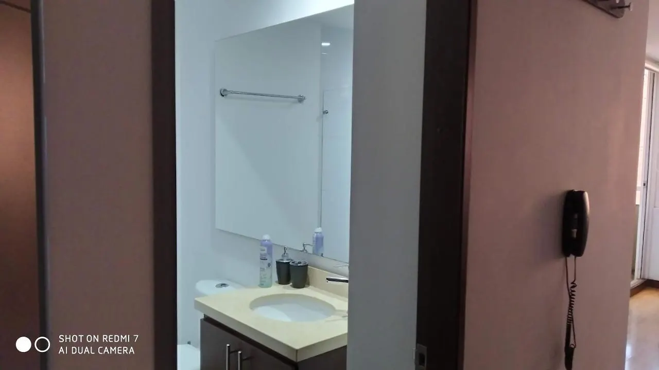Apartaestudio Chapinero Cra 13 #48 50 Con Garaje Apartment Bogota